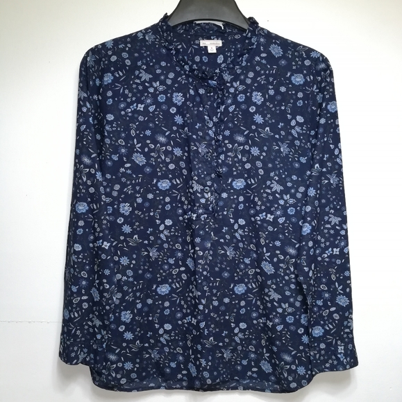GAP Tops - Gap long sleeve shirt , size M.